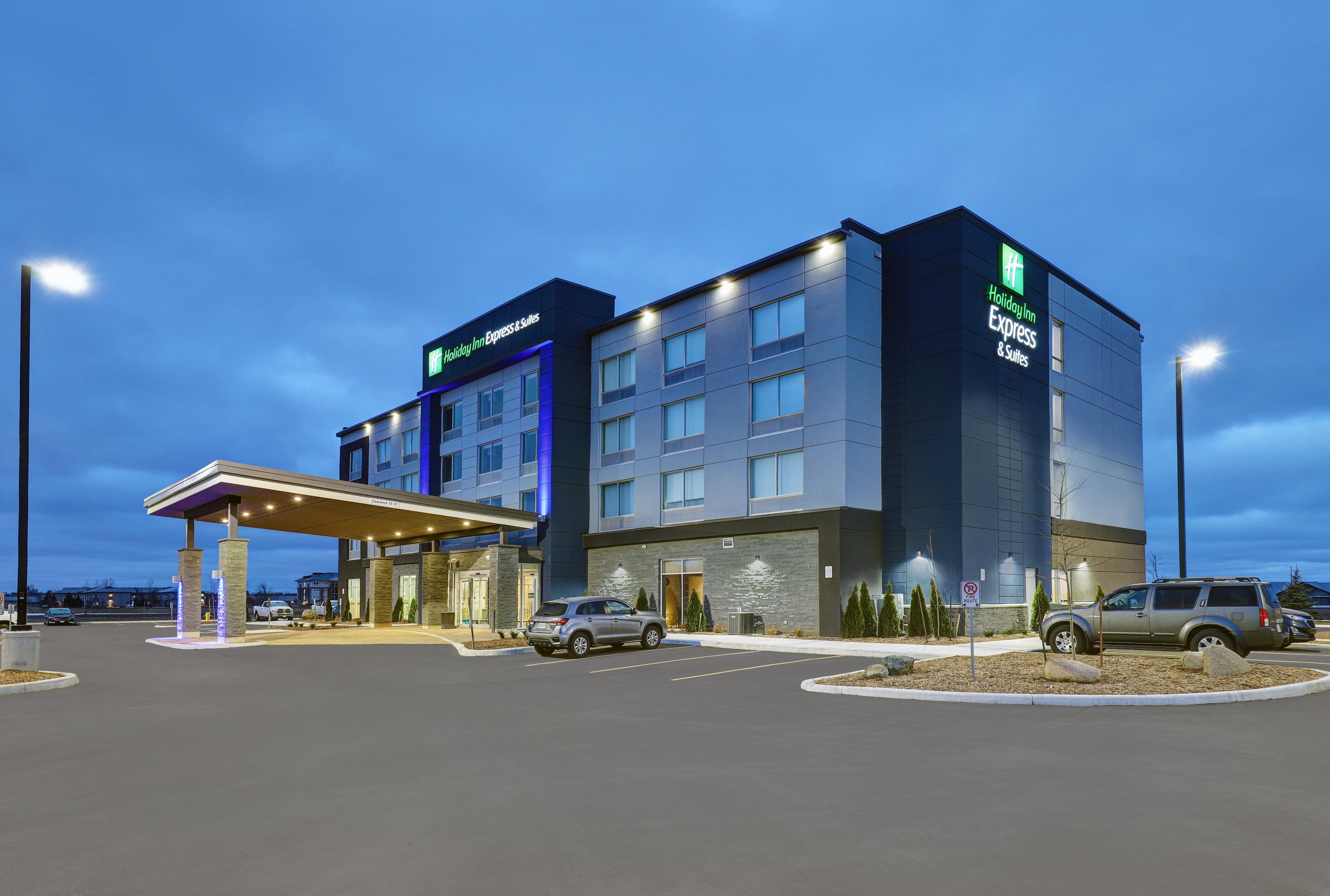 Holiday Inn Express & Suites - Port Elgin Exterior photo